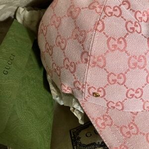 GG canvas baseball hat